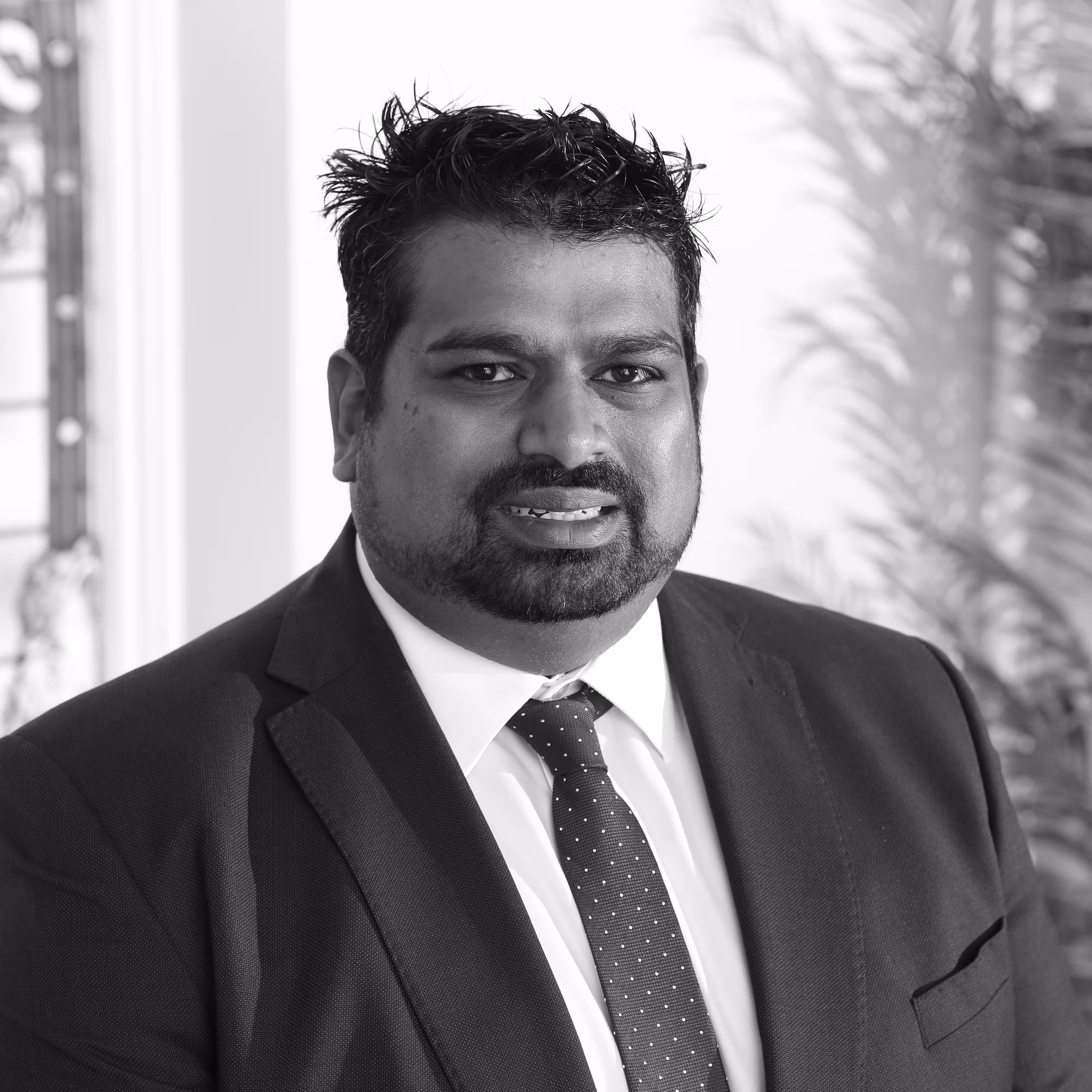 Headshot of Dr Ryan Dias
