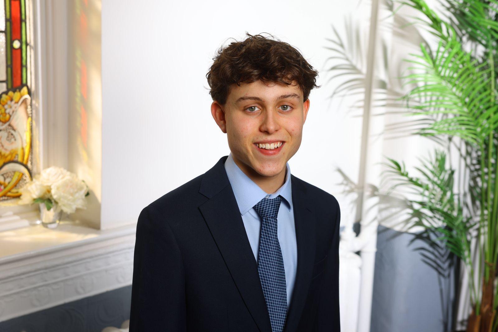 Headshot of Dylan Jones
